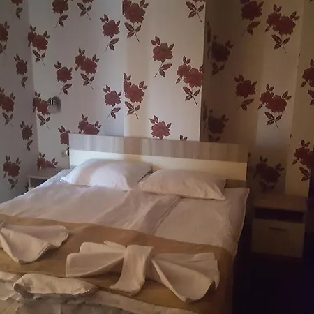 Sirakovata Kushta Sapareva Banya