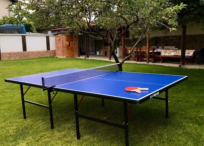 Sirakovata Kushta Sapareva Banja